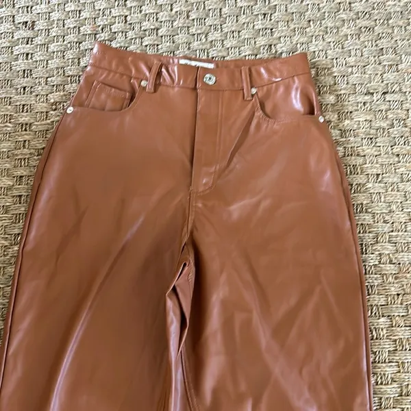 JUICY COUTURE Rodeo Barrel Fit High Waist Faux Leather Pants, Camel Size 27 NWOT - Image 5