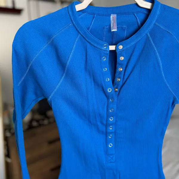 NWOT Kick Off Layer XS - Image 3
