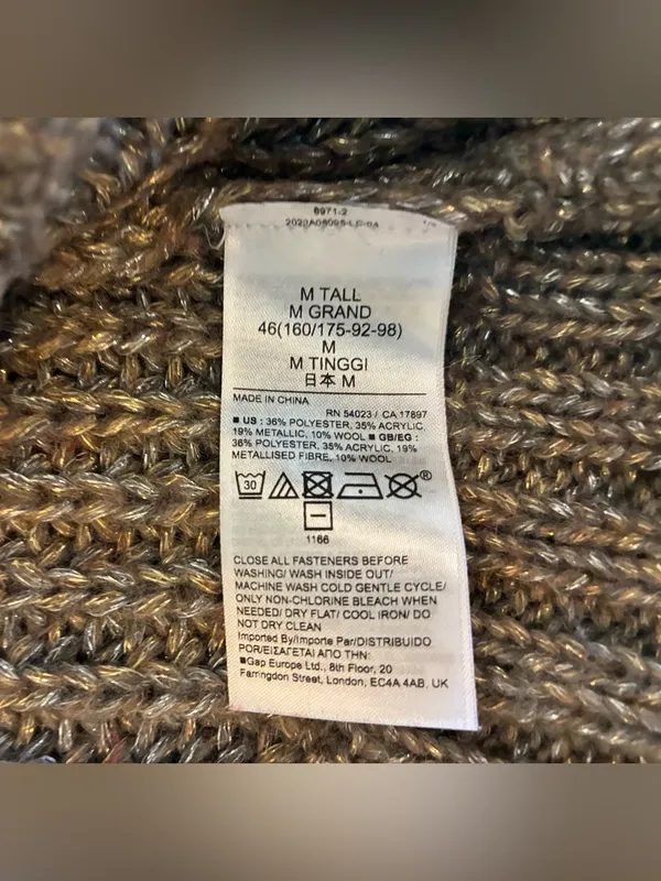 GAP Women’s Size Medium Tall Gray Chunky Knit Button-Up Cardigan - Image 7