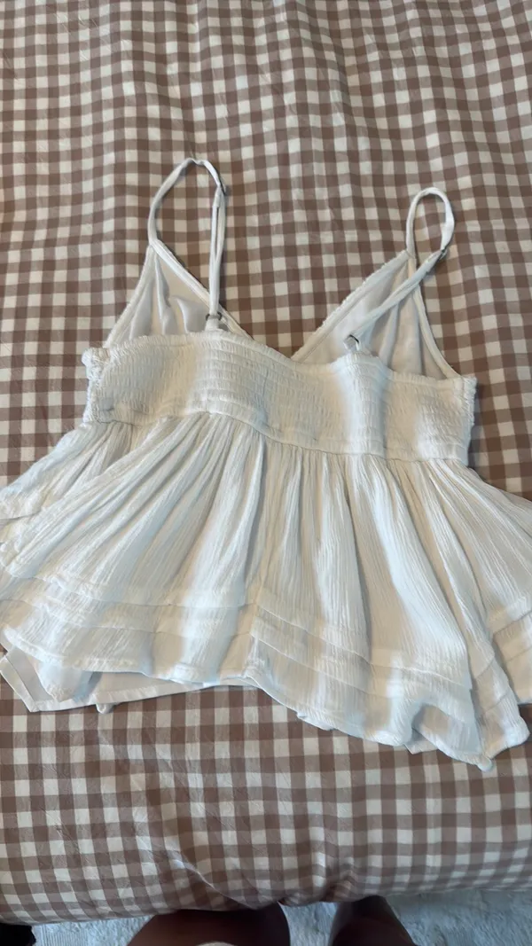 White tank top hollister  - Image 3