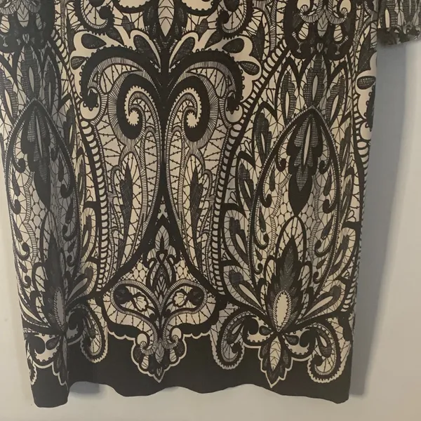 Chico's Black and Cream Long Sleeve Dress - Image 8