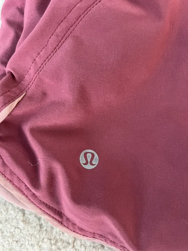 Lululemon Reversible Tracker Shorts - Image 5