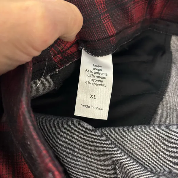 Maurices Red Black Mini Skirt 19” long Plaid Faux Pockets Back - Image 6