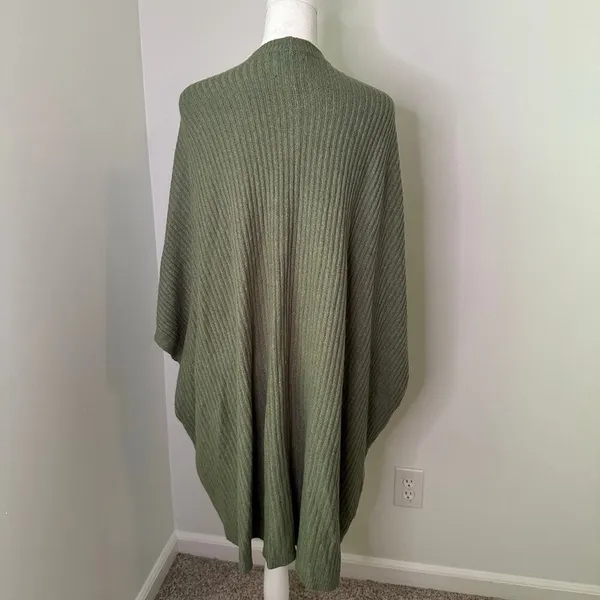 Aerie Offline sage green knit open-front cardigan sweater size L/XL - Image 4