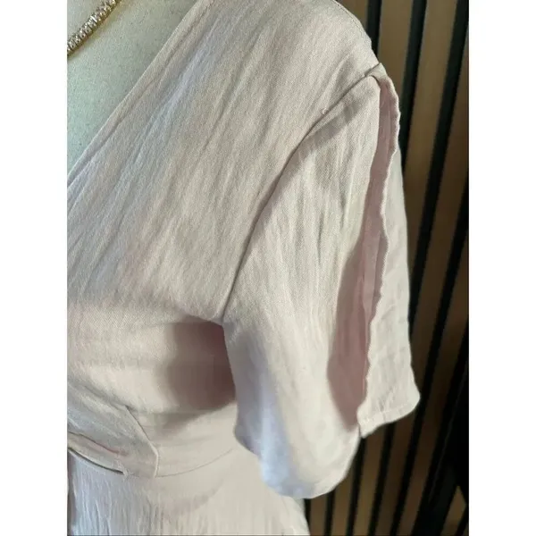 Lulus sexy pink dress with tie upfront size XS - Image 3