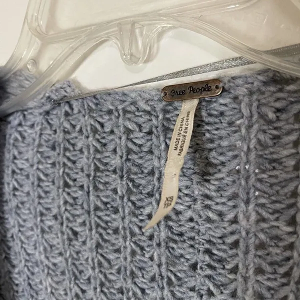 FREE PEOPLE Crochet knit oversized baby blue drop shoulder cardigan sweater XS - Image 3