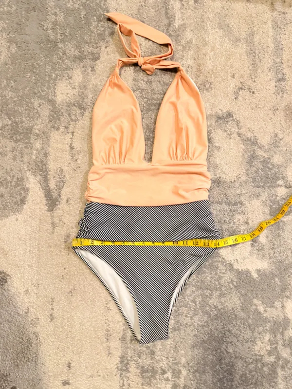 Cupshe black Striped and Peach Swimsuit - Image 3