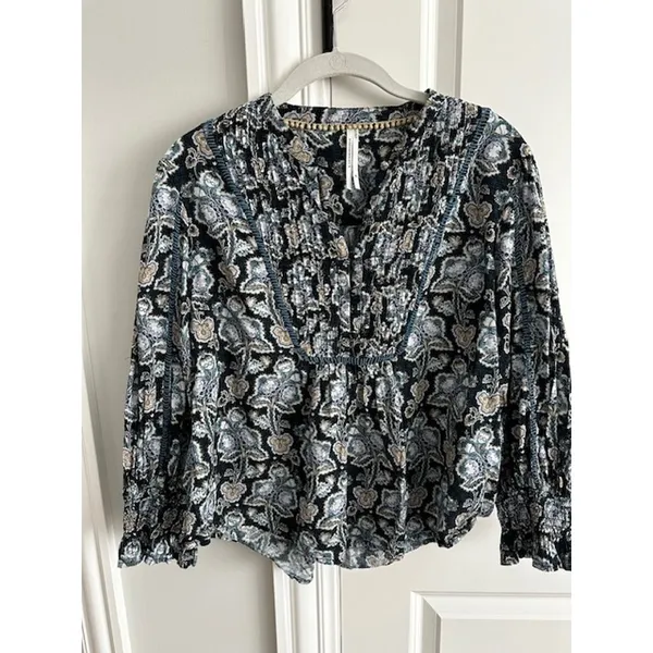 Anthropologie Floral Cotton Peasant Blouse Small Blue/Green - Image 2