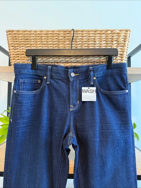 NWT Gap Real Straight Mid-Rise Dark Wash Jeans, 31 Regular - Image 2