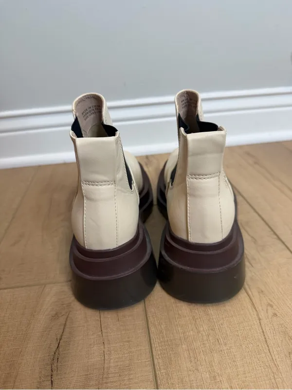 Urban Outfitters UO Dana Short Chelsea Boots Cream Brown Platform Women 8 EU39 - Image 2