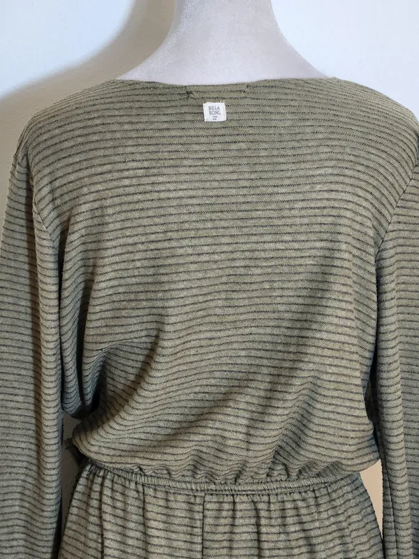 Billabong Womens Olive Green Stripe Long Sleeve Romper Shorts Size Medium Flaw - Image 5