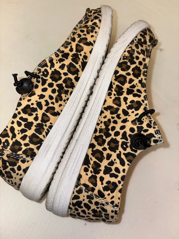Corky Leopard Print Slip-Ons in Tan and Black Kayak style Size 7 - Image 4