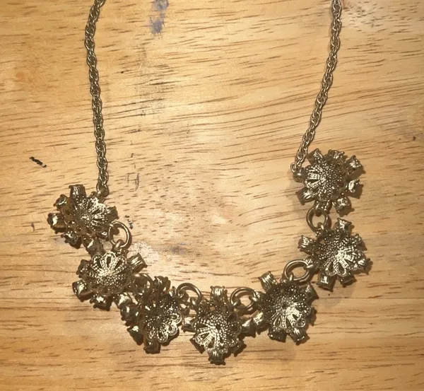 Banana Republic Red and Pink Rhinestone Necklace - Image 4