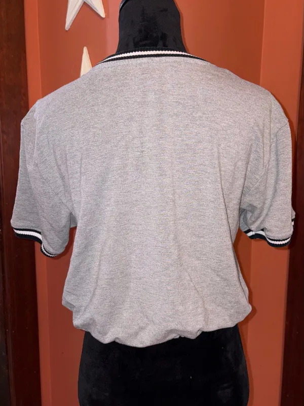 True Religion Light Gray V-Neck Drawstring Crop Top - Image 5