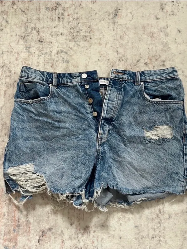 ZARA Mom Shorts High-Waisted - Image 2