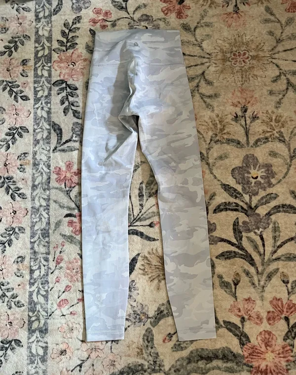 Lululemon White Camo Wunder Under 25" Leggings - Image 2