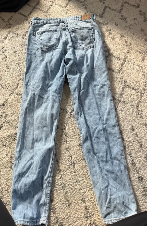American Eagle Jeans - Image 4
