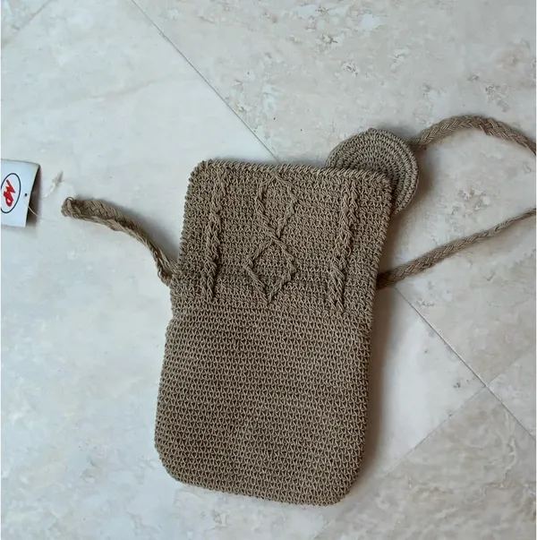 Cute, Macrame Crossbody Beige Zippered Bag w/Coin Pouch -NWT - Image 5