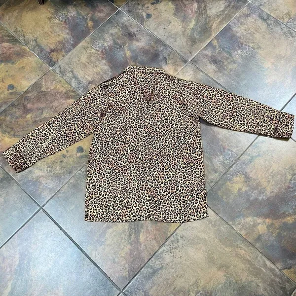 Private Luxury Silky Leopard Animal Print Button Down Shirt Small - Image 7