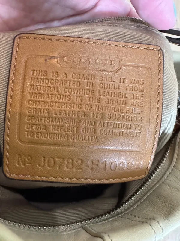 Coach leather shoulder bag cream - Image 4