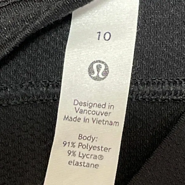 Lululemon Women's Black Long Sleeve Athletic Activewear Tee T-shirt Top Size 10 - Image 4