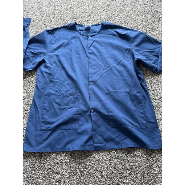 Medline Women's Navy Blue‎ Long Sleeve Snap Button down Scrub Top Size Medium - Image 2