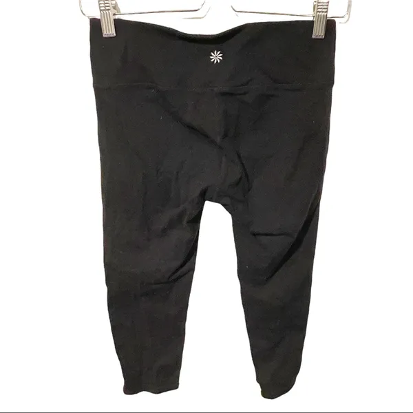 Athleta Size Small Chatturanga Black Womens Cropped Athletic Leggings‎ - Image 4