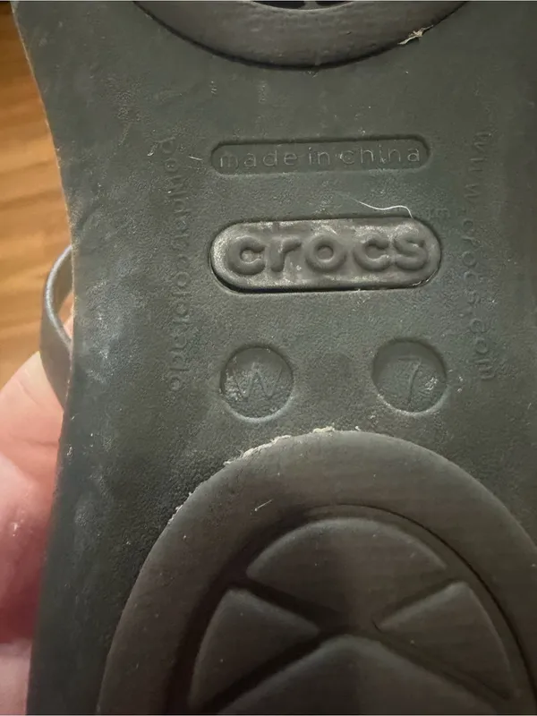 Crocs Huarache Strappy Comfort Outdoor Water Flat sandals 7. - Image 6