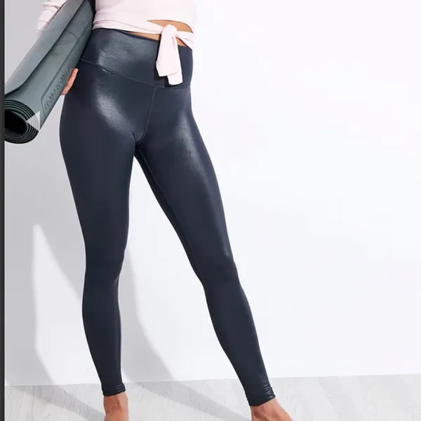 Alo Yoga High-Waist Shine‎ Legging in Anthracite Shine nwot - Image 2