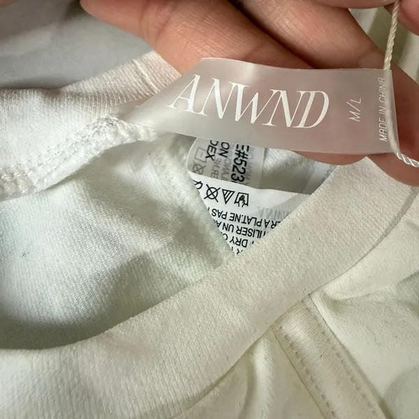 KAILO Women's Chic & Comfy Tank Top - New with Tags, Size M/L! - Image 3