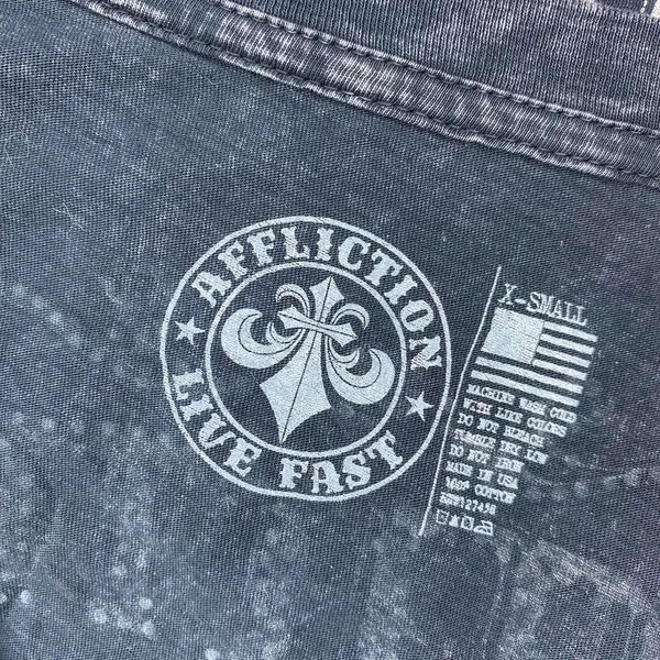 Vintage Y2K Affliction Live Fast Black Gem Rhinestone Cross Printed Tee - Image 8