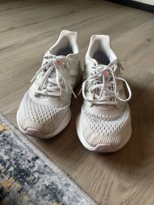 Adidas Women’s shoes - Image 2