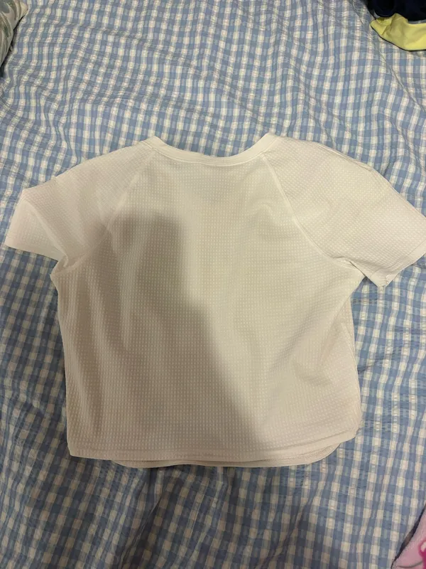 Lululemon top - Image 3
