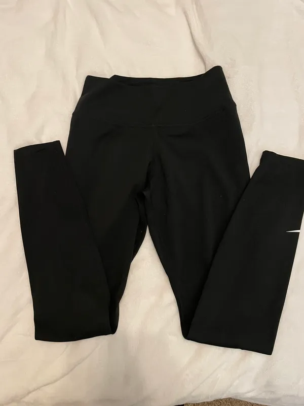 Leggings In Black - Image 2