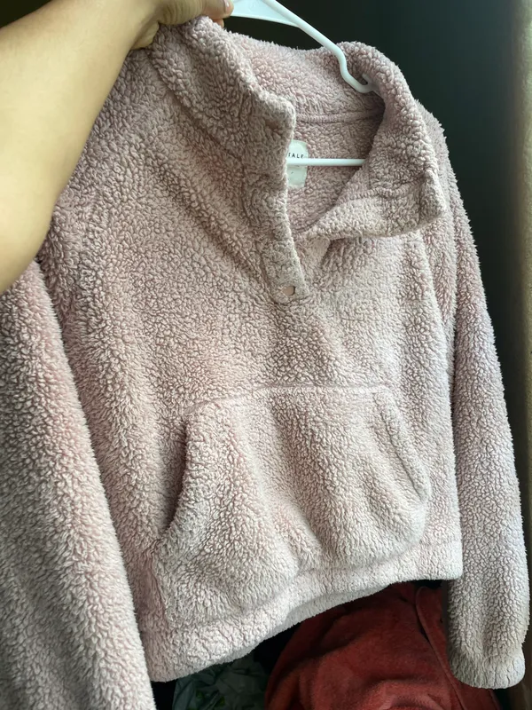Aeropostale Pink Fluffy Sweatshirt - Image 6