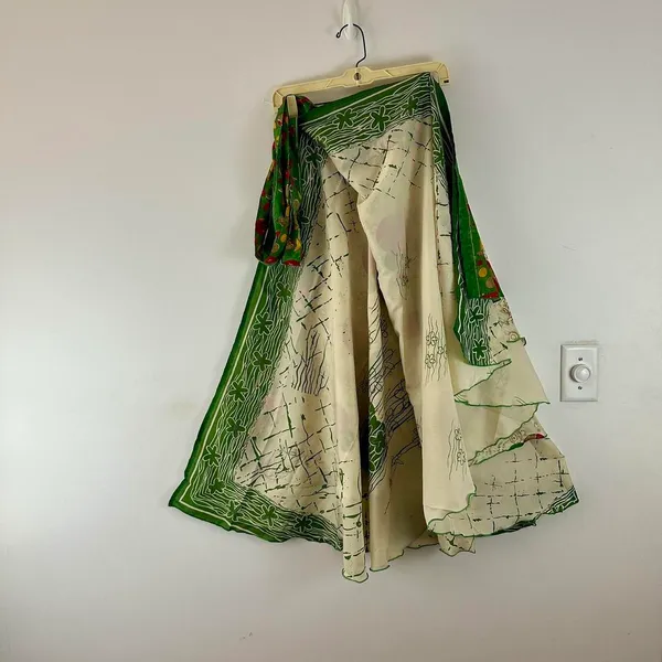 Reversible Maxi Wrap Skirt BINS820 Green - Image 3