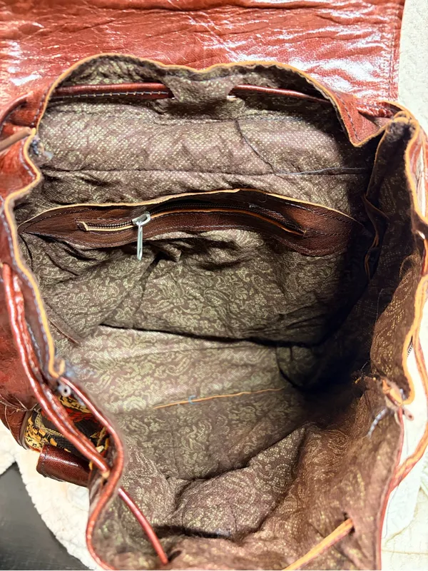 Vintage Vrai Cuir Leather‎ Tapestry Backpack - Boho Moroccan Handcrafted Bag - Image 3