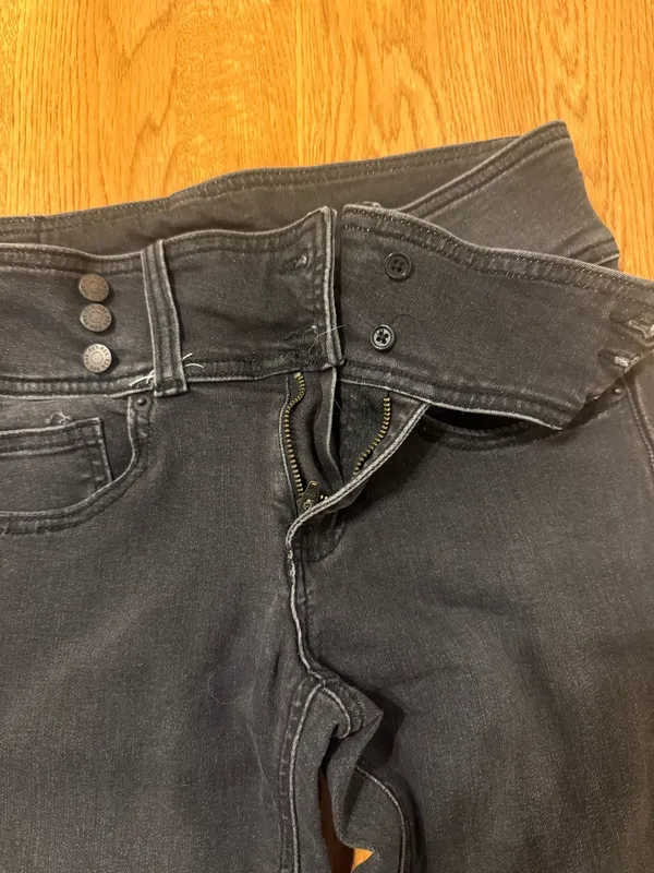 BDG Jeans - Image 2