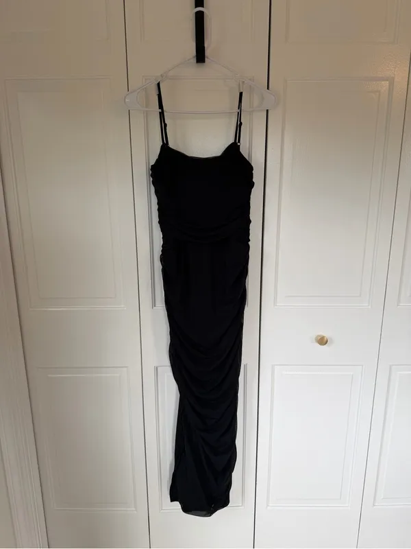 NWT Express Black Ruched‎ Mesh Midi Dress Size M Bodycon Cocktail Party - Image 4