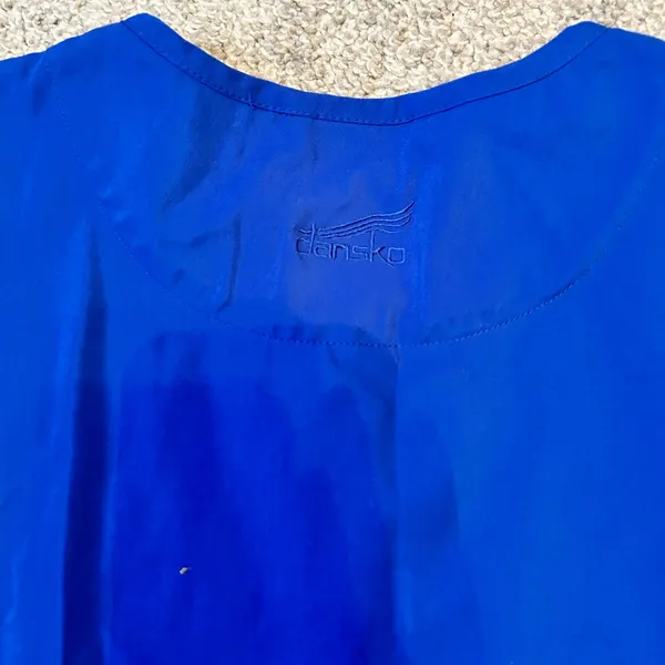 Dansko Royal Blue Smocked‎ Neck Keyhole Scrub Top Women's M - Image 5