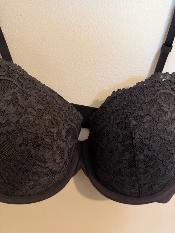 Skims Fits Everybody Lace T-Shirt Bra - 36C - Image 3