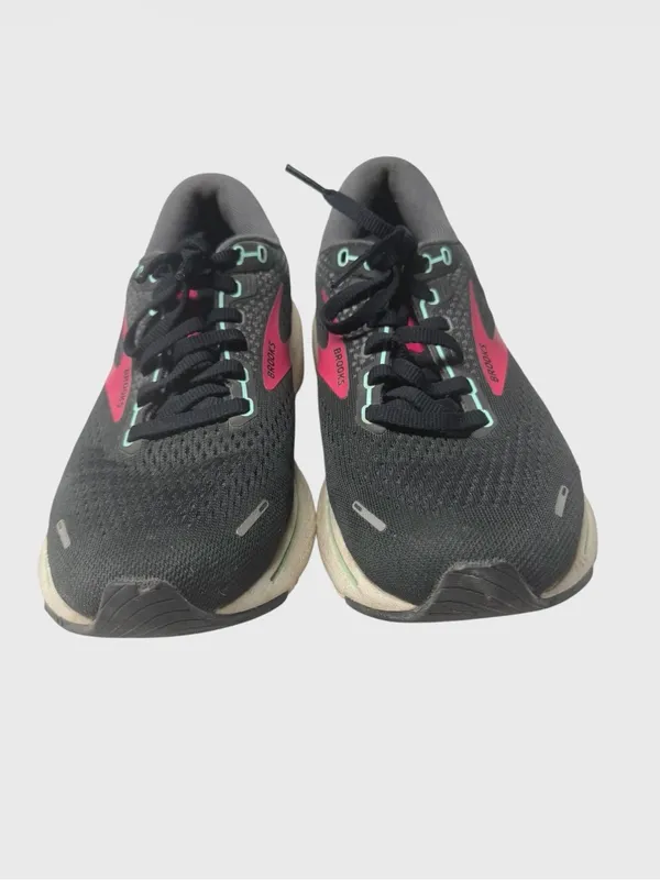 Brooks Women's Black Running Sneakers with Pink and Teal Accents - Image 5