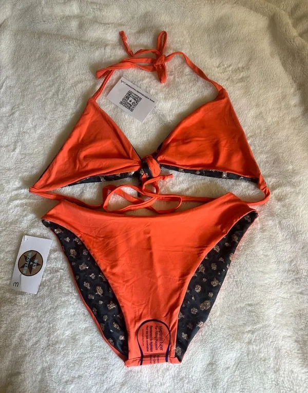 Wet & Western Reversible Leopard Bikini Top & Bottom SZ M - Image 3