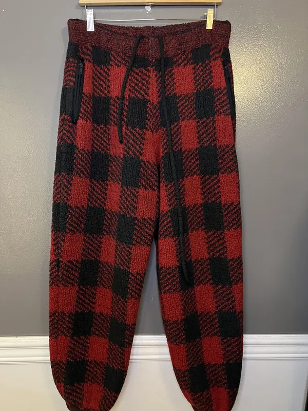 Skims Pants Womens L/XL Red Black Plaid Fuzzy Knit Jogger Lounge Zip Pockets - Image 2