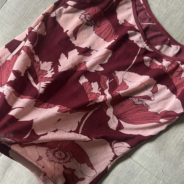 Non Signe Maroon Mesh Floral Cami Tank Size Small - Image 7