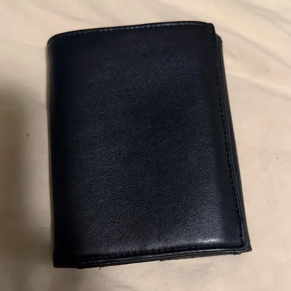 Vintage 1990’s Genuine Leather minimalist Esprit Wallet - Image 4