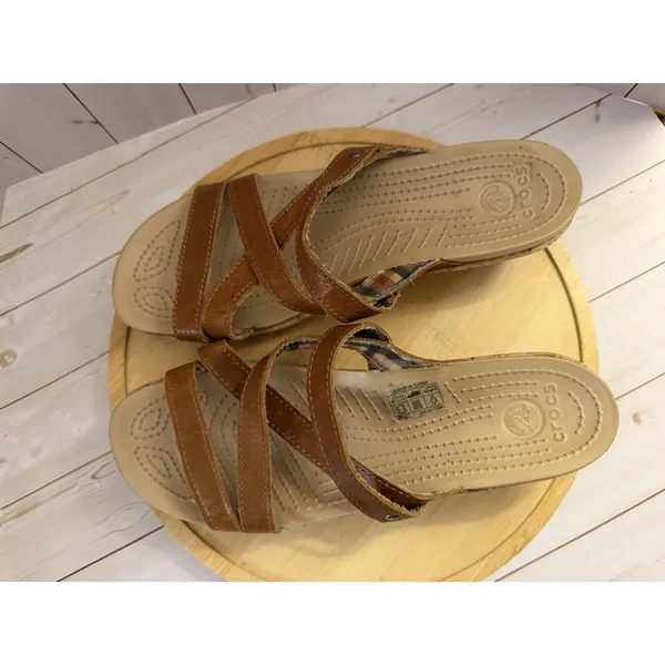 Crocs Womens 9 Brown A Leigh Strappy Cork Wedge Slip On Sandals - Image 6