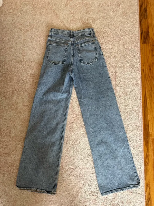 H&M High Rise Straight Leg Jeans - Image 2