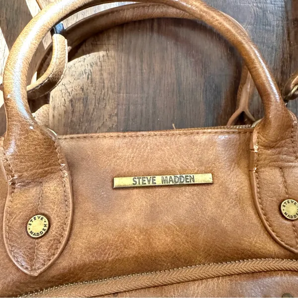 STEVE MADDEN brown top handle purse with detachable crossbody strap - Image 8