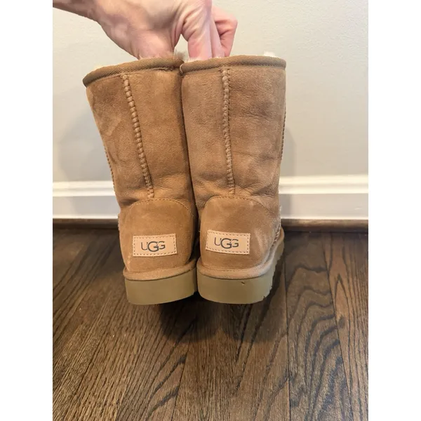UGG Womens Classic Short Boots | Chestnut | Womens Sz 5 $190 MSRP - Image 6